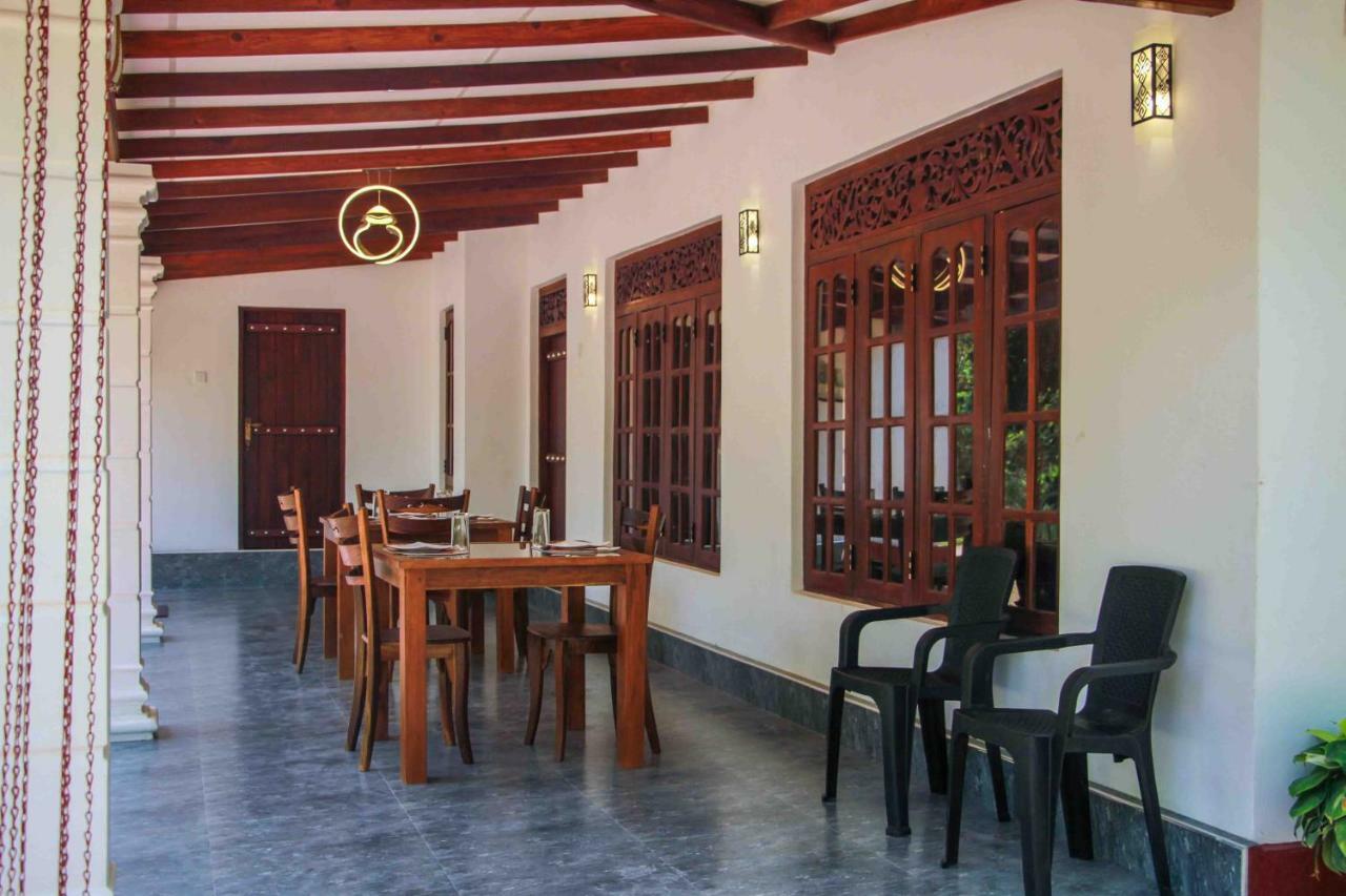 Wijesiri Family Guest House สิกิริยา ภายนอก รูปภาพ