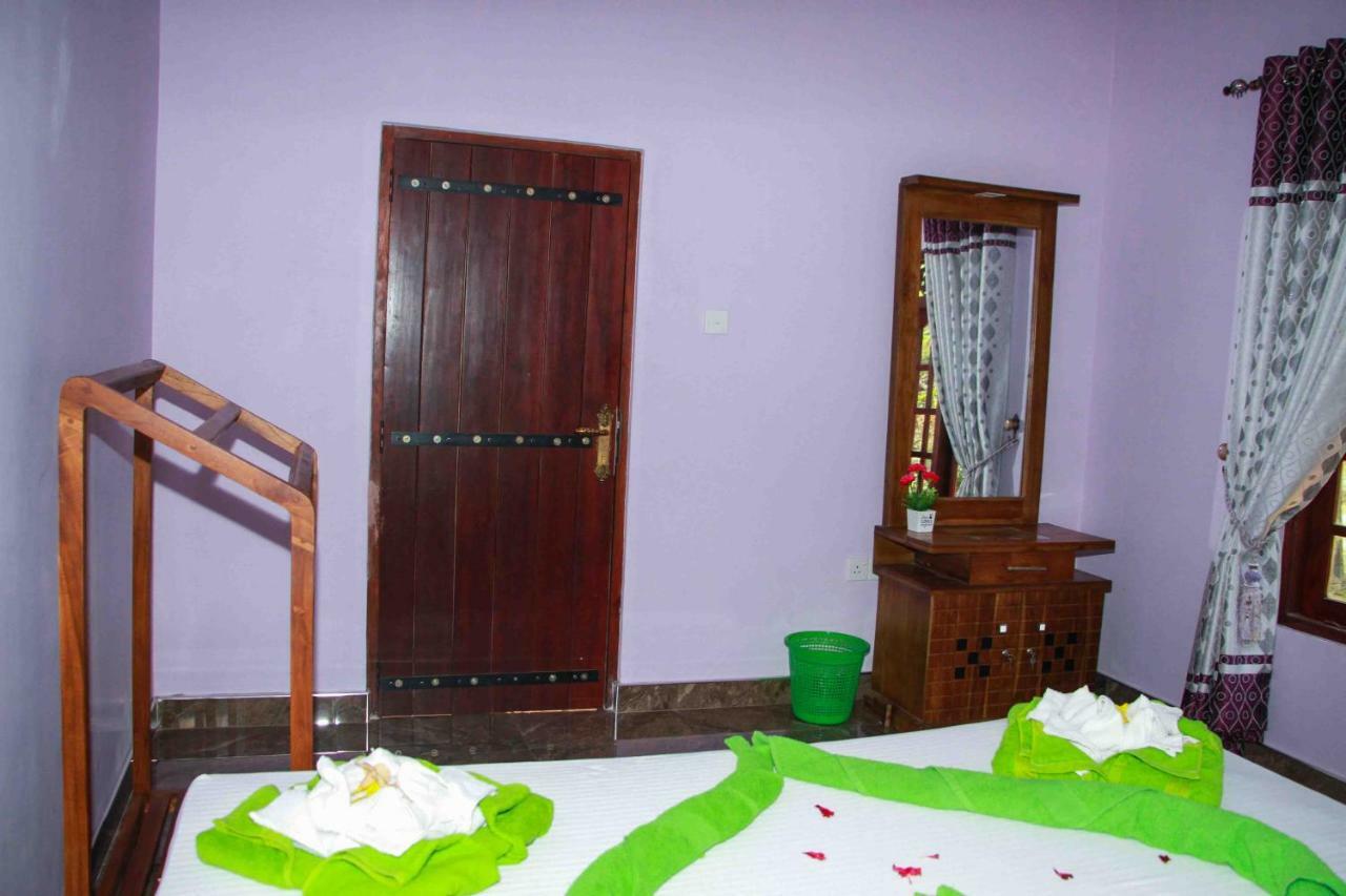 Wijesiri Family Guest House สิกิริยา ภายนอก รูปภาพ